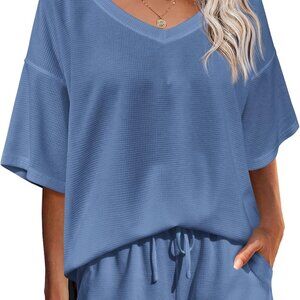 Fashionable Women's Navy Blue Waffle Knit Sweatsuit - Perfect for Every Occasion